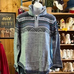 15% alpaca Gray Patterned Sweater. Ws115